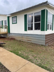 Mobile Home For Sale - image 2