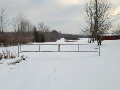 Secluded Geauga County Hunting Retreat - image 12