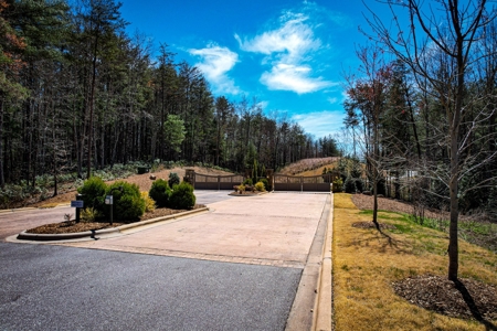 Mountain Lot For Sale on Lake James in Nebo NC - image 13