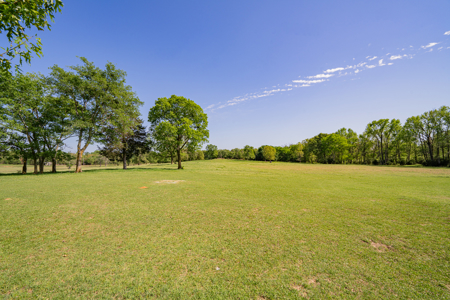 36+ Acres Country Home 39X40 Shop Yantis, Texas Wood County - image 40