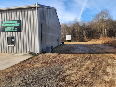 Industrial Building in Taylorsville, NC - image 9