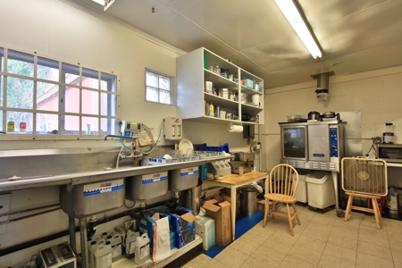 Investment Opportunity Restaurant and Bar in Western Colo - image 15