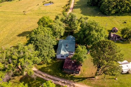 Farm for Sale in the Ozarks - image 31