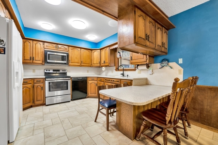 Home For Sale In Sayre, Oklahoma - image 17