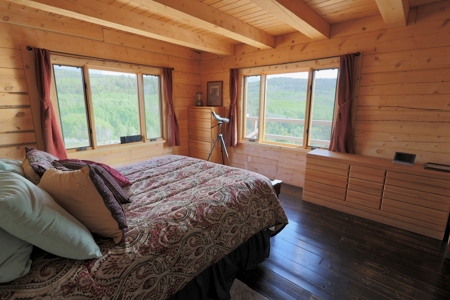 Colorado Mountain Off-Grid Cabin Bordering Public Land - image 12