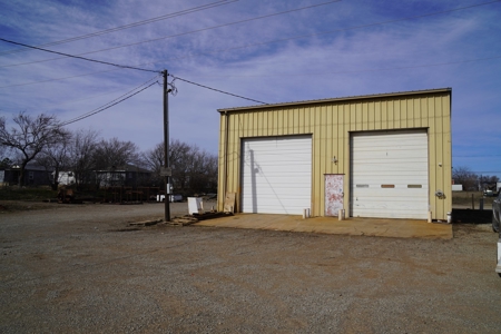 Commercial Building, Stroud, OK - image 1