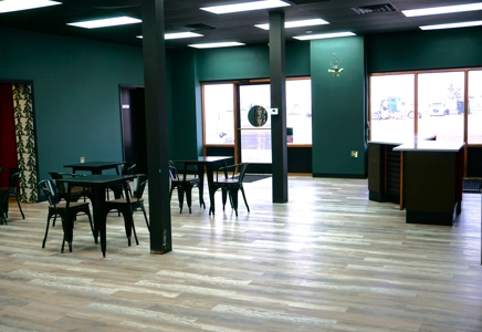 Remodeled building & corner lot 302 E Dickinson FtStockton - image 8