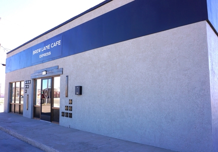 Remodeled building & corner lot 302 E Dickinson FtStockton - image 1