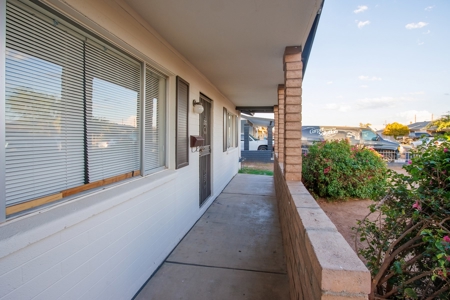 Updated 3 Bedroom, 2 Bathroom House in Phoenix, AZ For Sale! - image 3