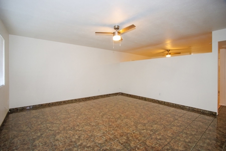 Updated 3 Bedroom, 2 Bathroom House in Phoenix, AZ For Sale! - image 18