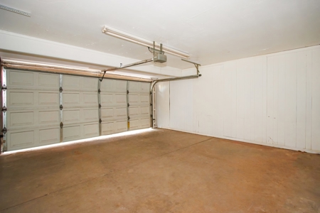 Updated 3 Bedroom, 2 Bathroom House in Phoenix, AZ For Sale! - image 28