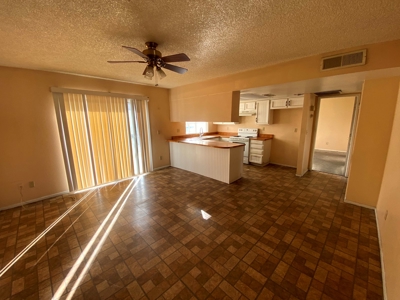 Auction Lot #6:  827 N 61St Ave, Phoenix, Az, 85043 - image 11