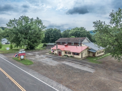 Highly Visible Restaurant For Sale in Bainbridge, New York! - image 33