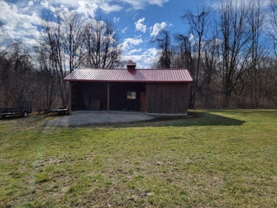 Private Mountain Retreat with Creek in Callaway VA! - image 4