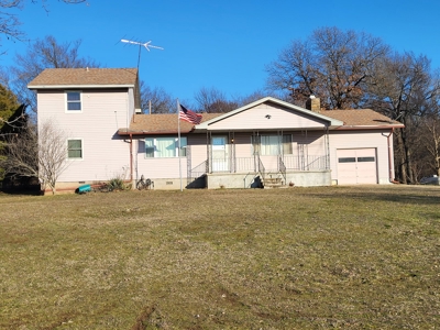 4 Bedroom 3 Bath Country Home  2 +/-Acres Selling At Auction - image 1