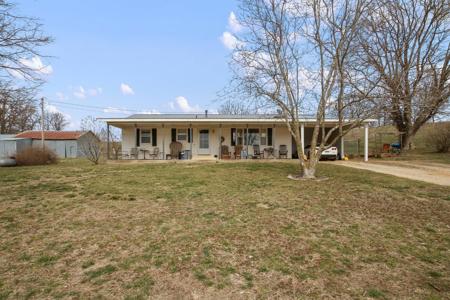 Missouri Ozarks Hobby Farm With Nice Ranch-Style Home - image 21