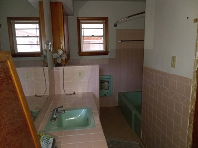 LARGE COUNTRY HOME on 27.10 ACRES FOR SALE in Antlers, OK - image 22