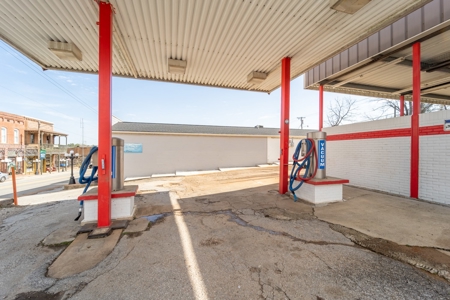 COMMERCIAL Carwash/AirBnB Property in Mammoth Spring AR! - image 12