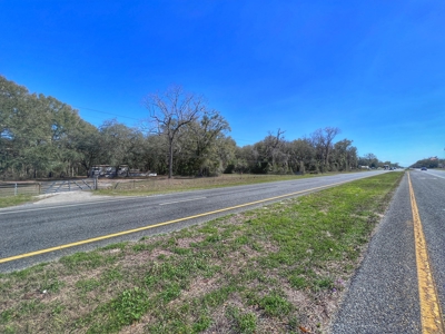 Commercial Property For Sale In Chiefland Florida! - image 8