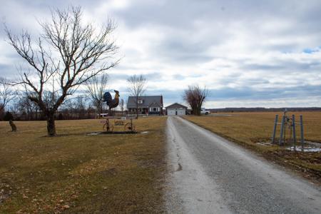 Cozy, Uniquely Renovated Country Home Northeast MO with Pond - image 15