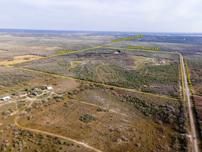 200 High Fenced Acres in Jim Wells County TX - image 20