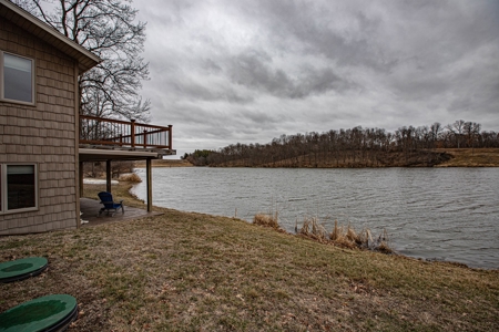 Premium Lake Front World Class Hunting Farm - image 40