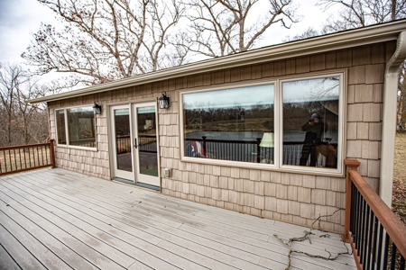 Premium Lake Front World Class Hunting Farm - image 42