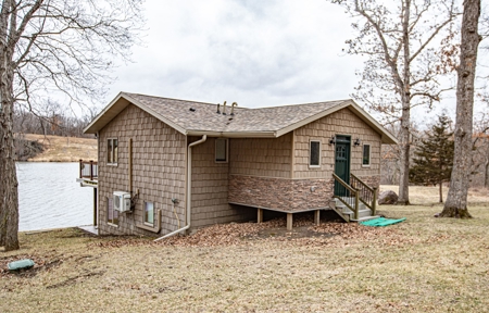 Premium Lake Front World Class Hunting Farm - image 38