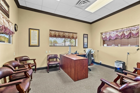 Commercial Property For Sale! Chiefland Florida! - image 8