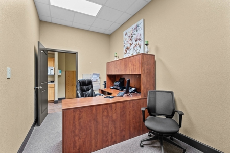 Commercial Property For Sale! Chiefland Florida! - image 9