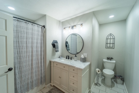 Ozarks In Town Home For Sale Salem Arkansas - image 43