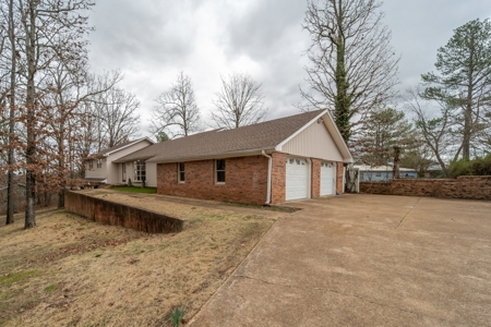 Ozarks In Town Home For Sale Salem Arkansas - image 27