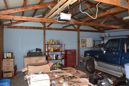 3 Bedroom, 1 Bath Home in Country - image 34