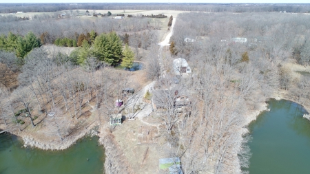 Beautiful Country Cabin Home - image 35