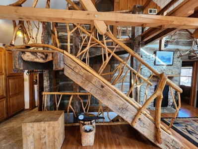 Beautiful Country Cabin Home - image 2