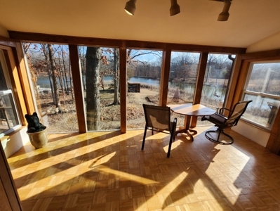 Beautiful Country Cabin Home - image 5