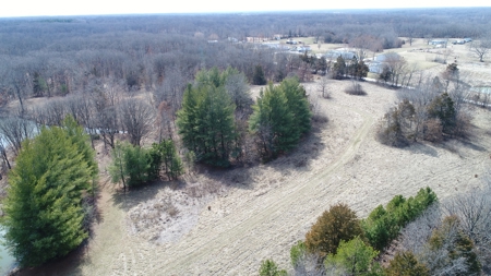 Beautiful Country Cabin Home - image 28