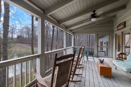 Country Retreat Living! - image 33