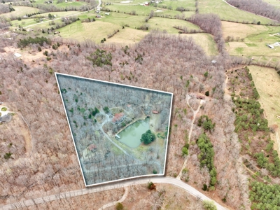 Country Retreat Living! - image 8