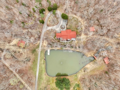 Country Retreat Living! - image 10