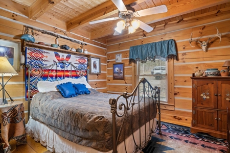 Country Retreat Living! - image 27