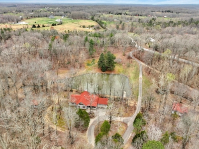 Country Retreat Living! - image 12