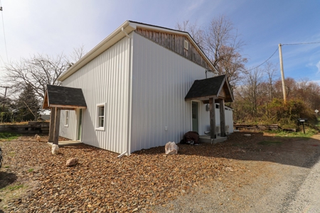 Income Producing Investment Property for Sale in Willis VA! - image 1