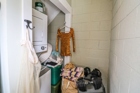 Income Producing Investment Property for Sale in Willis VA! - image 6