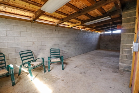 Income Producing Investment Property for Sale in Willis VA! - image 10