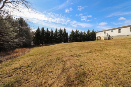New Home for Sale in Woodlawn VA! - image 19