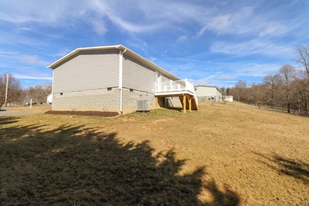 New Home for Sale in Woodlawn VA! - image 22