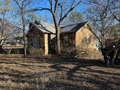 Stone Home on 5 lots in Rising Star Eastland County Texas - image 7