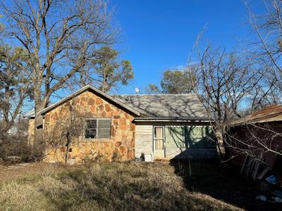 Stone Home on 5 lots in Rising Star Eastland County Texas - image 8