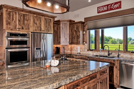 Custom Western Country Home on Acreage with Shop Buildings - image 18